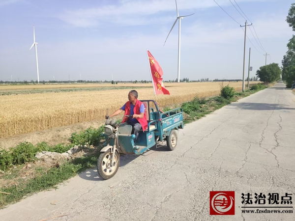 流坡坞镇开展“‘秸’尽全力 防患未‘燃’‘麦’向丰收”文明实践志愿服务活动