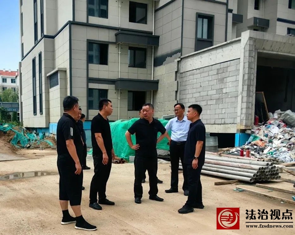 区委副书记、区长李刚到彭李街道调研城改城建项目