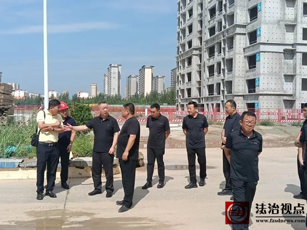 区委副书记、区长李刚到市西街道调研城改城建项目