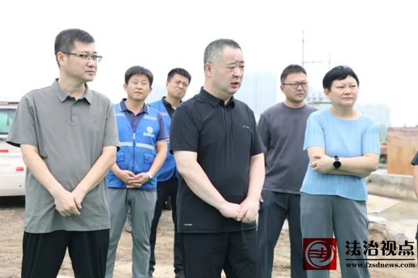 李刚到市东街道调研