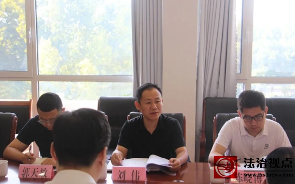 信阳镇党委理论学习中心组开展2025年第11次集体学习