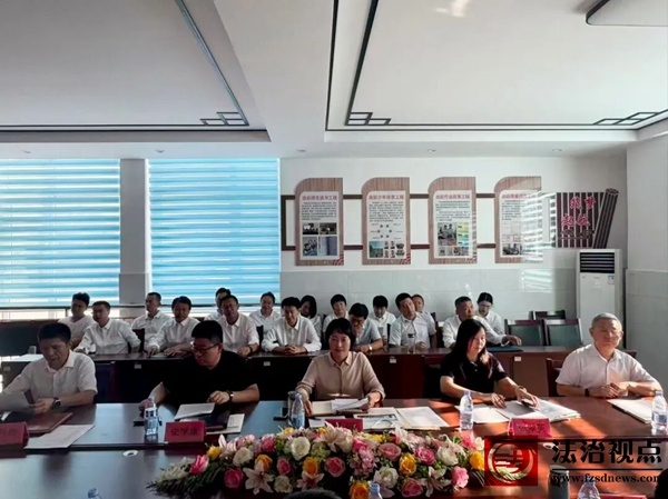 金阳街道举行第41个教师节座谈会暨优秀教师走访慰问活动