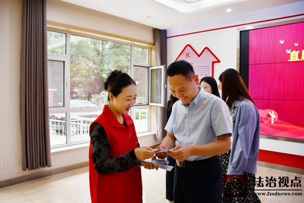 护苗行动｜彭李街道开展“扫黄打非·护苗绿书签”宣传活动