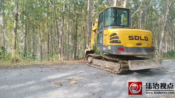 市西街道开展路域与水域环境卫生综合整治
