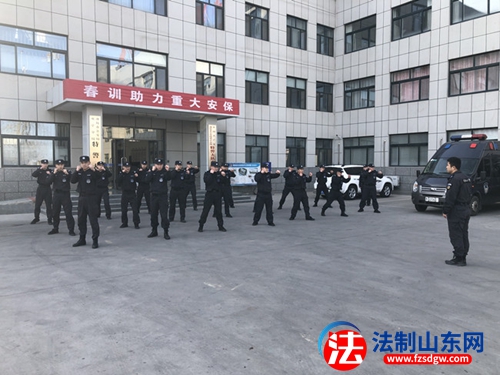 潍坊公安：特警支队七大队组织开展擒敌拳专项训练